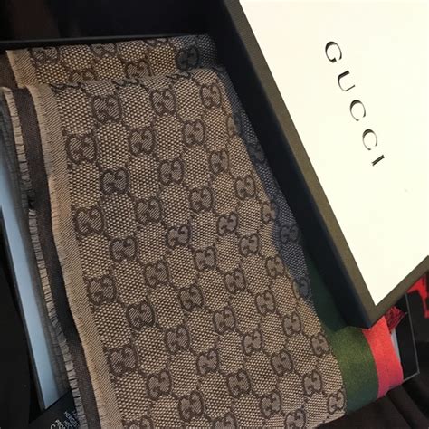 gucci scarf poshmark